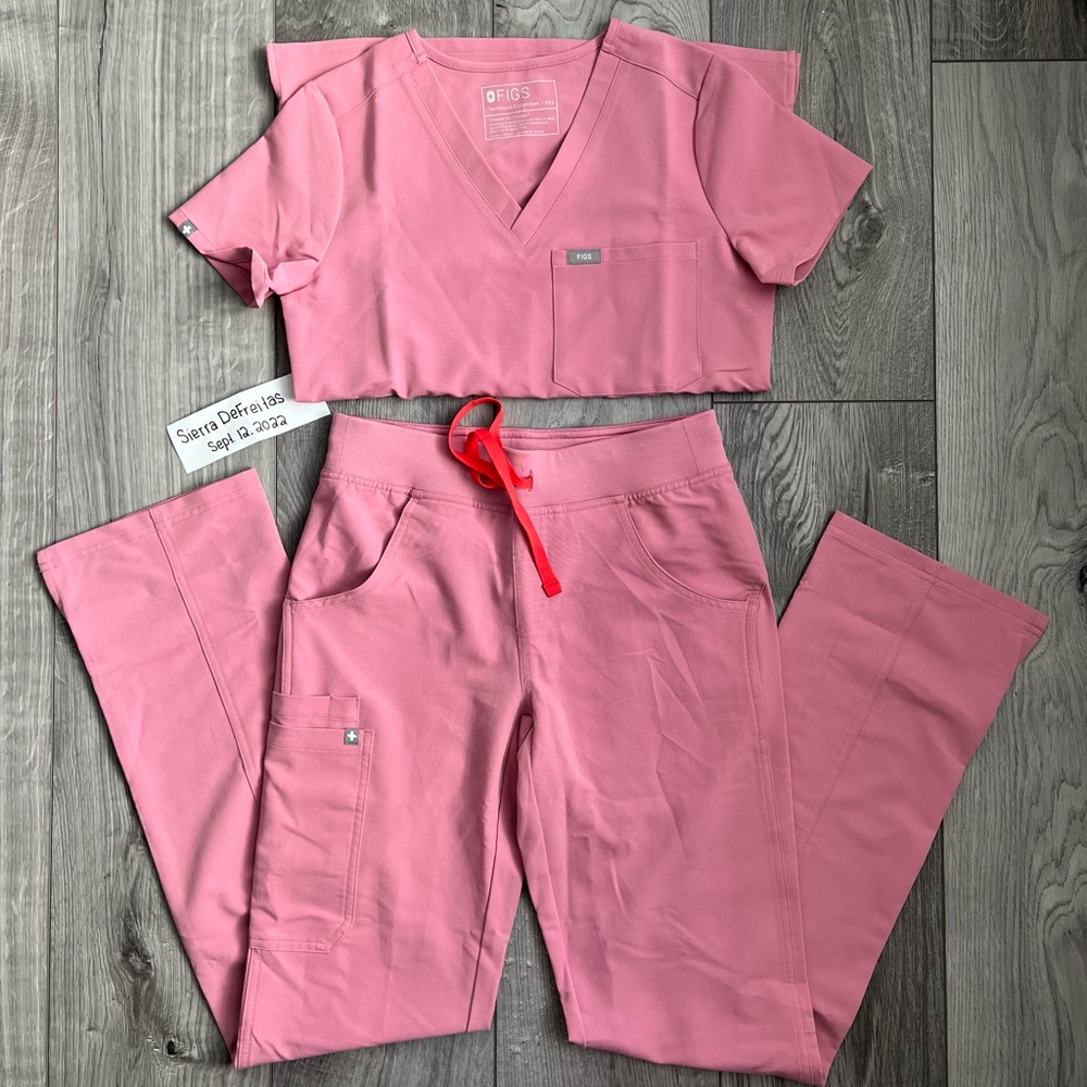Figs XXS Chalk Pink Scrub Set